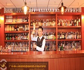 河源酒吧，需要调酒师和吧员若名